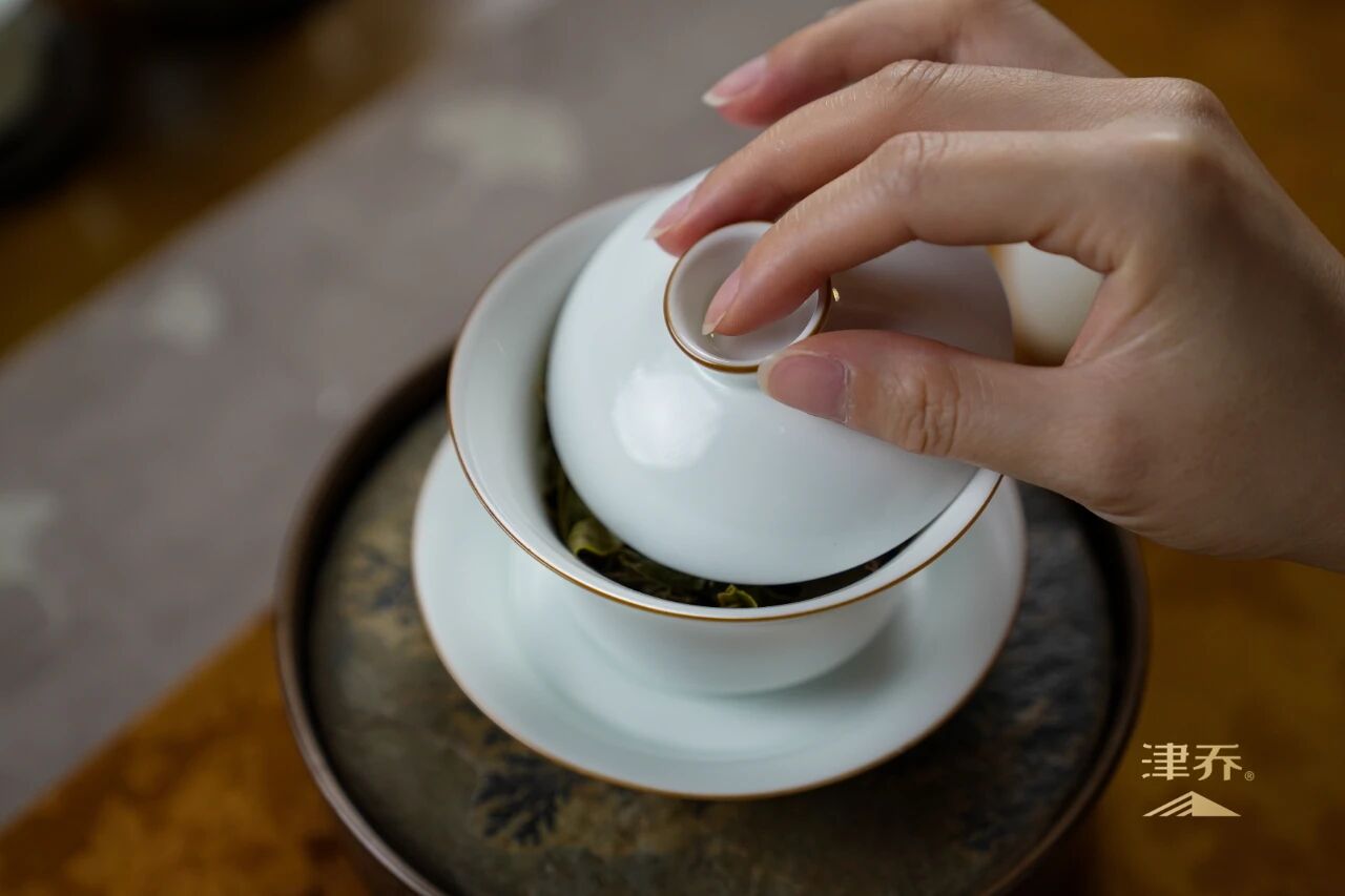 要聚香，还是防闷热？出汤后盖子的合理放置