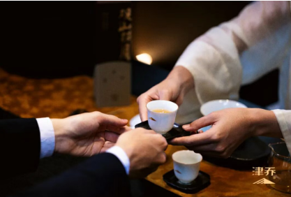 为什么说当代社交规则：请你喝茶，是最高规格的邀约？